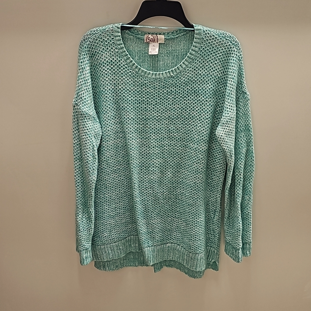 NWOT- Womens- SO- Hi-Low Hem Sweater (size: XL)